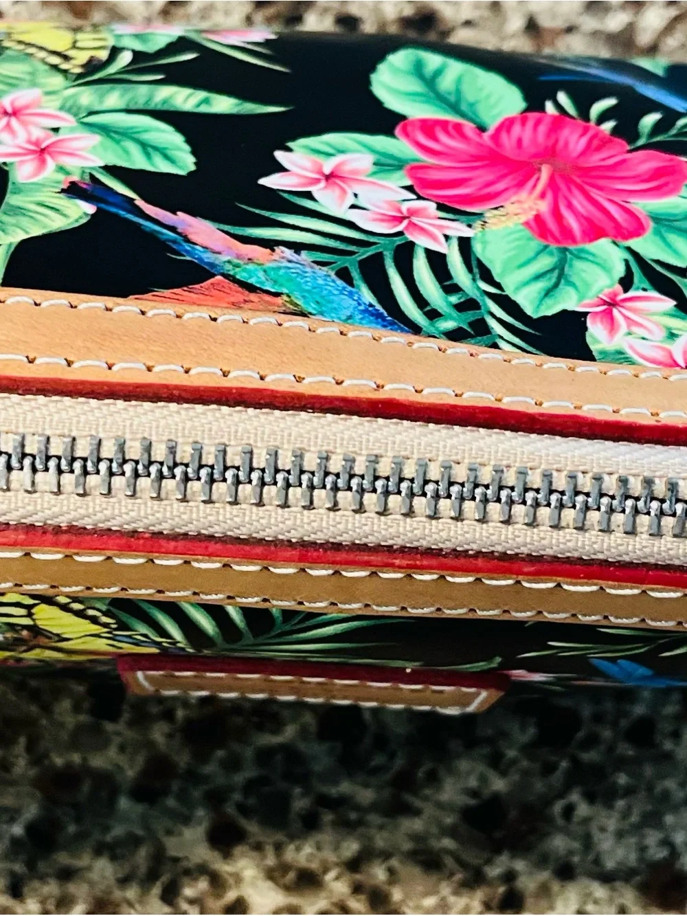 Cavalcanti wristlet with beautiful colors. Clutch or cosmetic pouch wristlet.